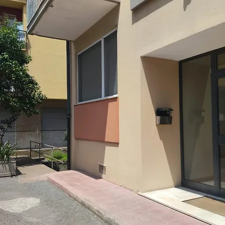 Trilocale Con Box Comoda Al Mare E Negozi Appartamento